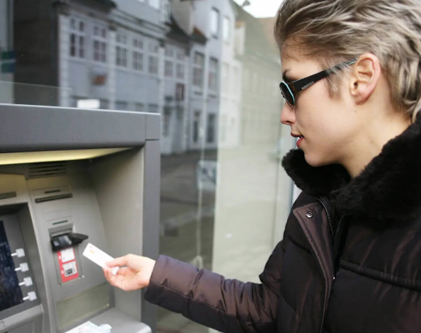card issuing module